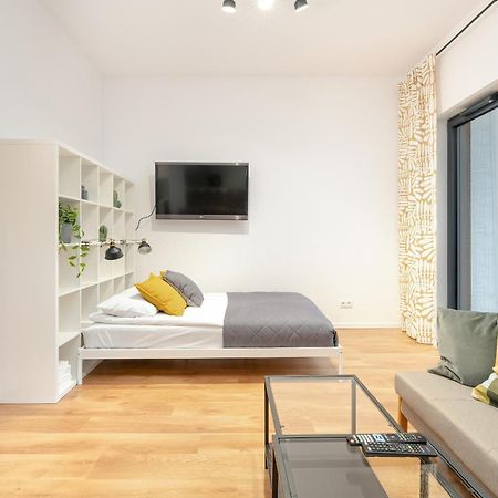 Cozy Studio With Balcony And Free Garage By Noclegi Renters Poznan Exterior photo